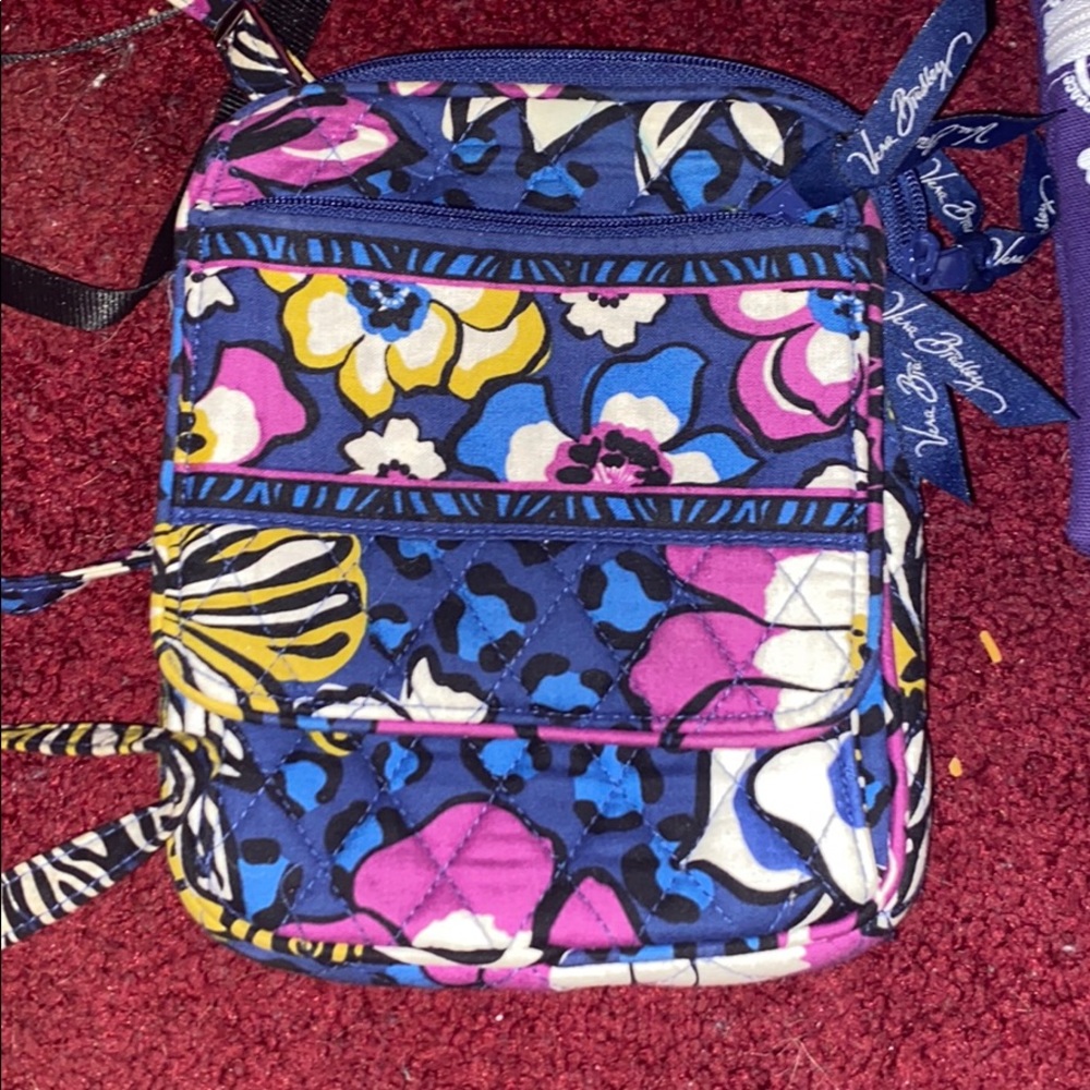 3 Shoulder Bags - Picture 2 of 4